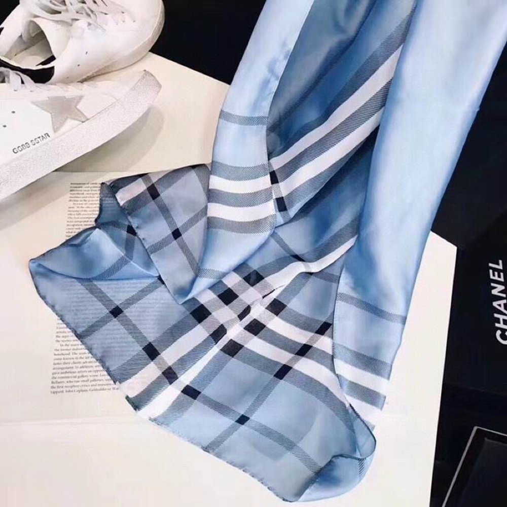 B**rry scarf